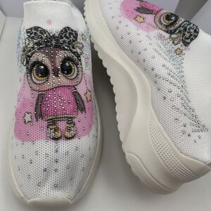 Women's Owl Graphic Slip On Comfort Shoes White Pink Rhinestones (Sz 39/8)
